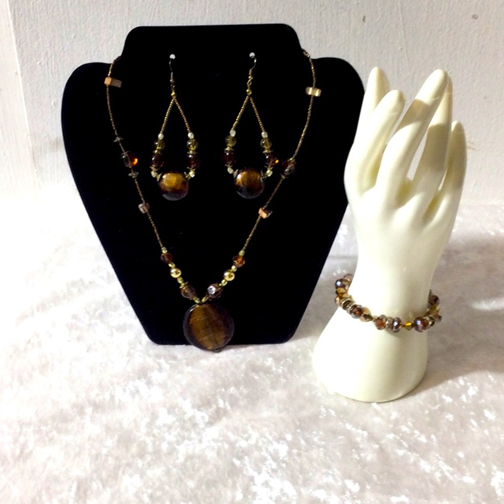 Claire’s Necklace Earrings and Bracelet Set